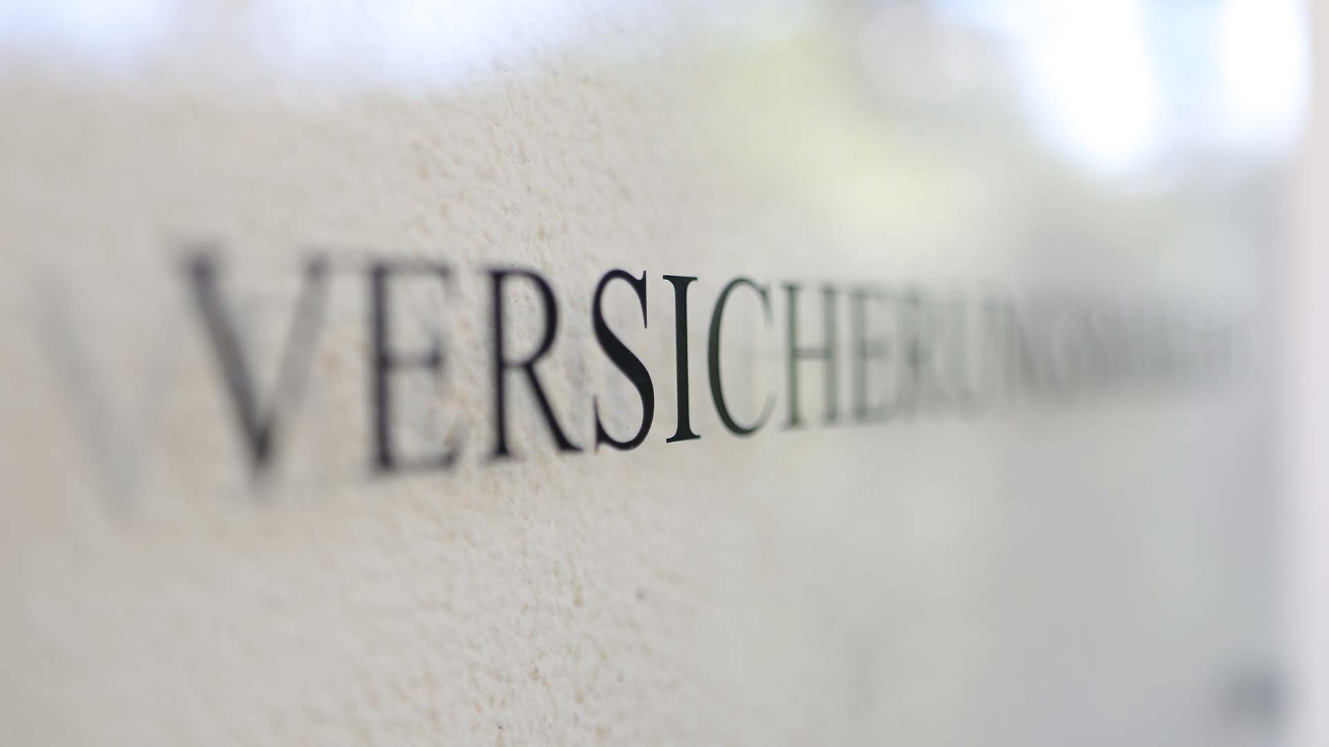 Versicherungsmakler